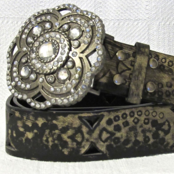 YMI Jeanswear Western Bling Buckle Fashion Belt (Bling Buckle Only) - Picture 1 of 13